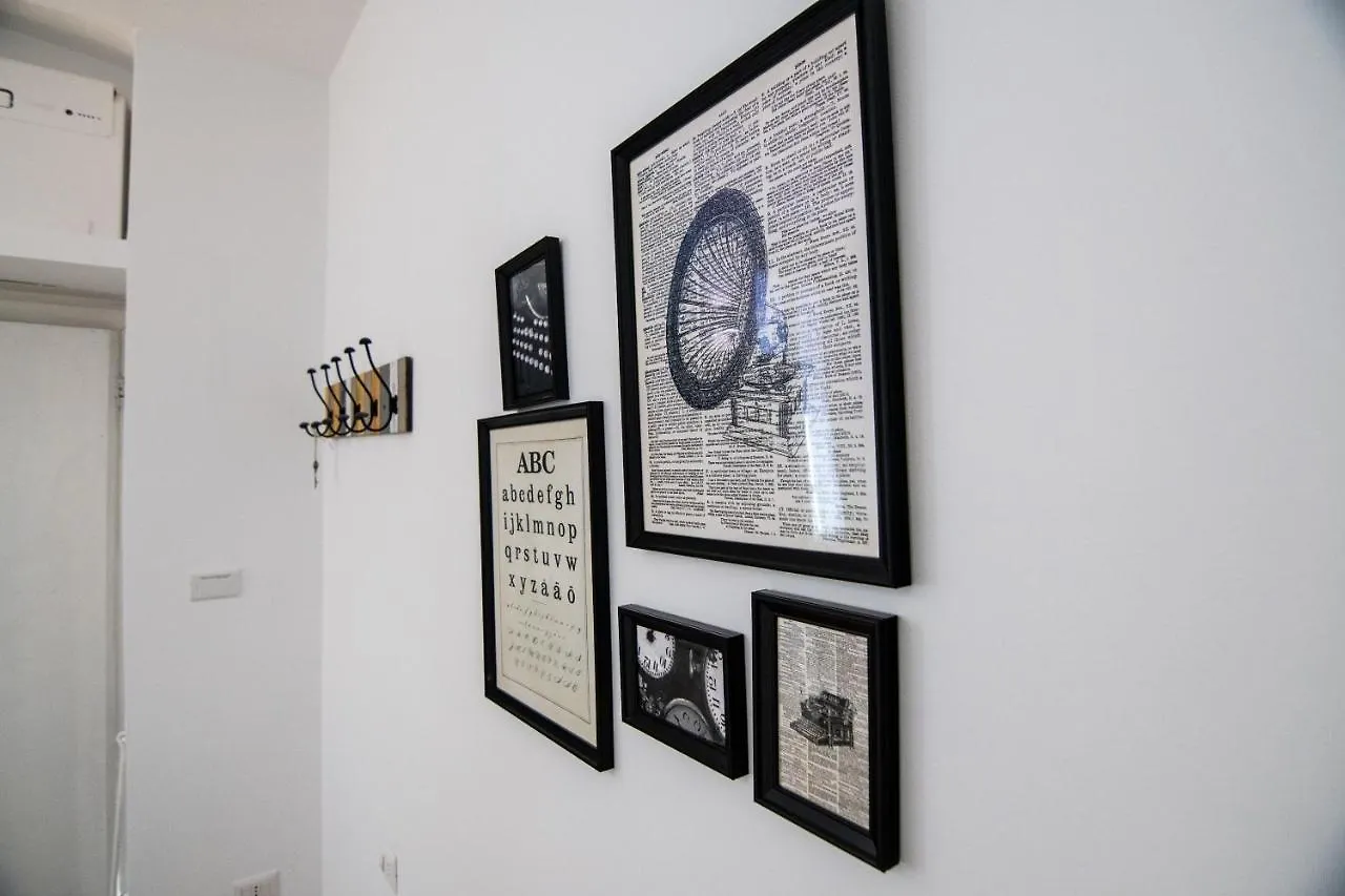 Farini 36 Monumentale District 2Pax Wifi Apartment Milan Italy