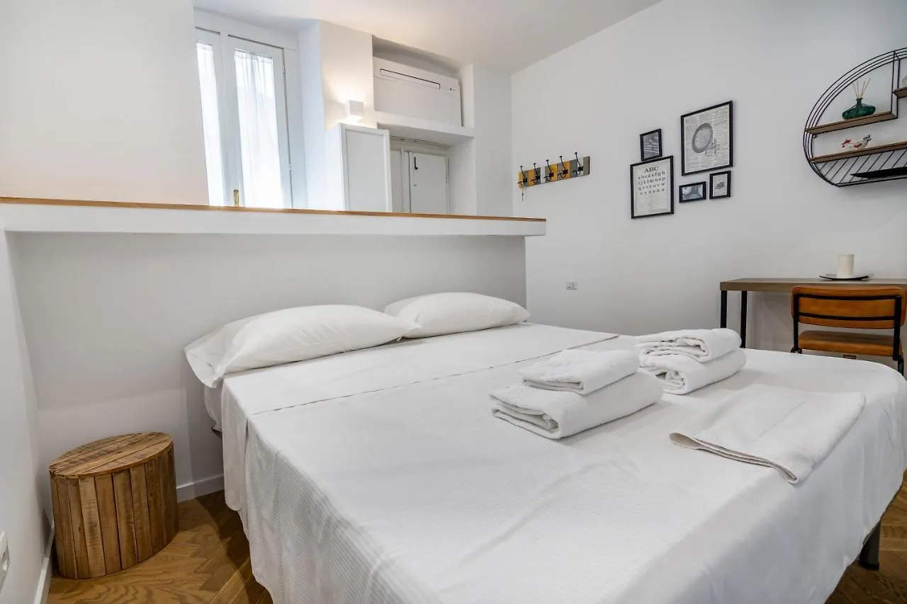 Farini 36 Monumentale District 2Pax Wifi Apartamento Milão